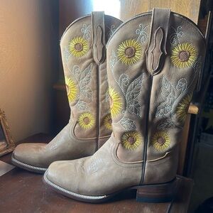 Sunflower Embroidered Cowboy Boots